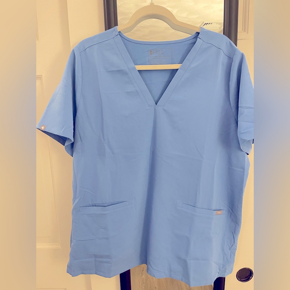 Figs Blue Boxy Short Sleeve scrub top